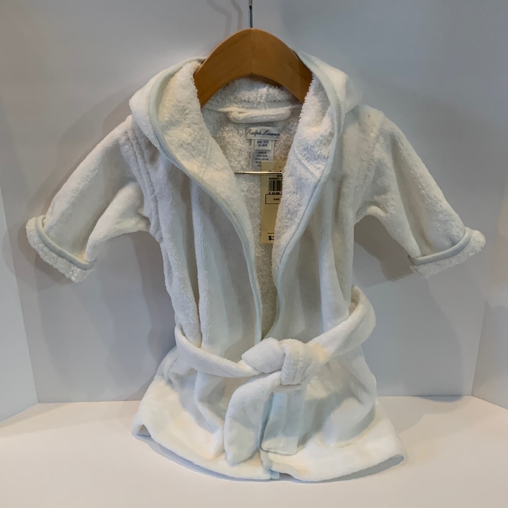 Newborn Ralph Lauren white robe size 0-6 months POSCS1002 new with tag.